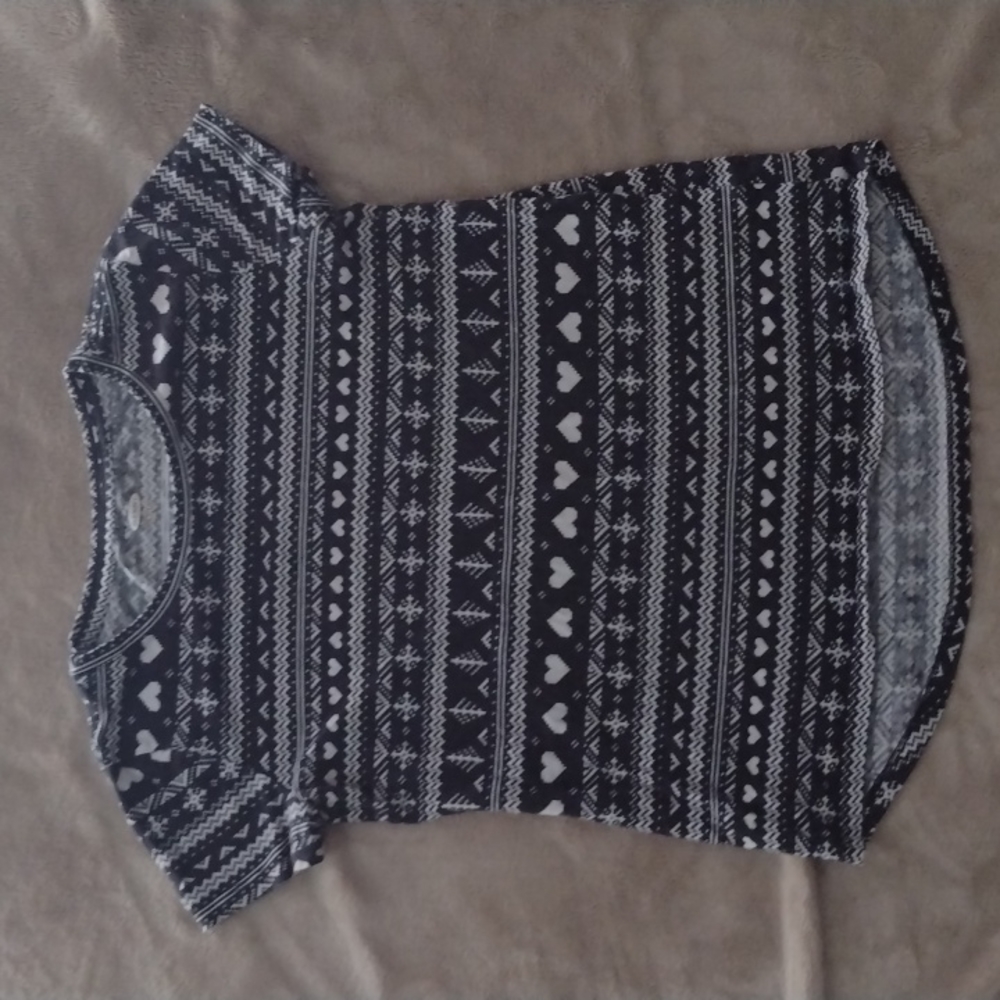 Heart pattern shirt